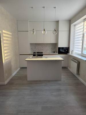 Валовня Карпа, 20 (с. Гатное, Киево-Святошинский район) - Продається квартира, 125000 $ - АФНУ